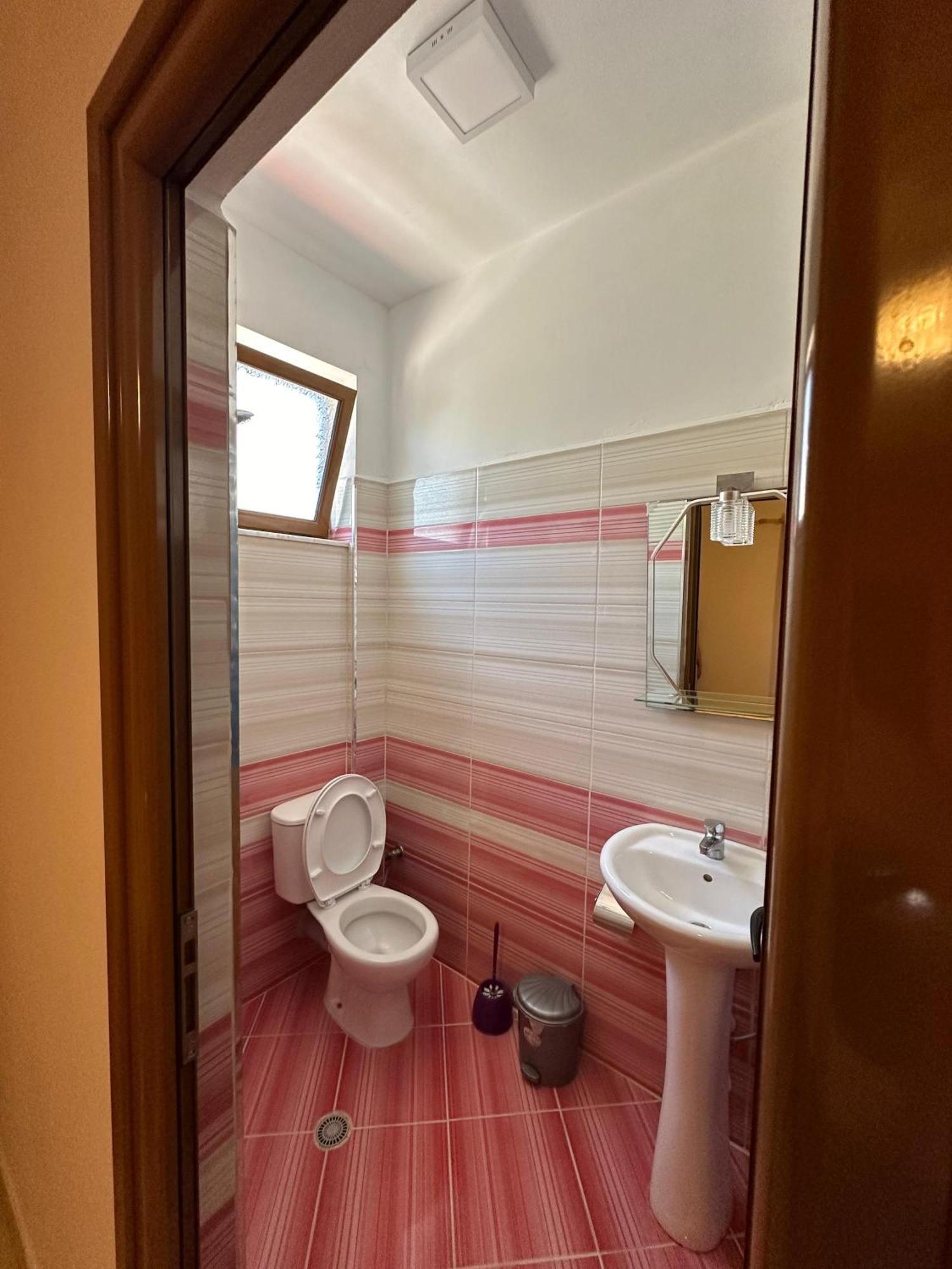 Evelina Ernild Rooms Sarandë Exteriör bild